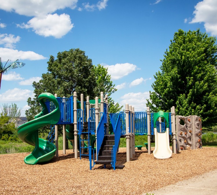 bloomfield-oasis-bolingbrook-park-district-photo